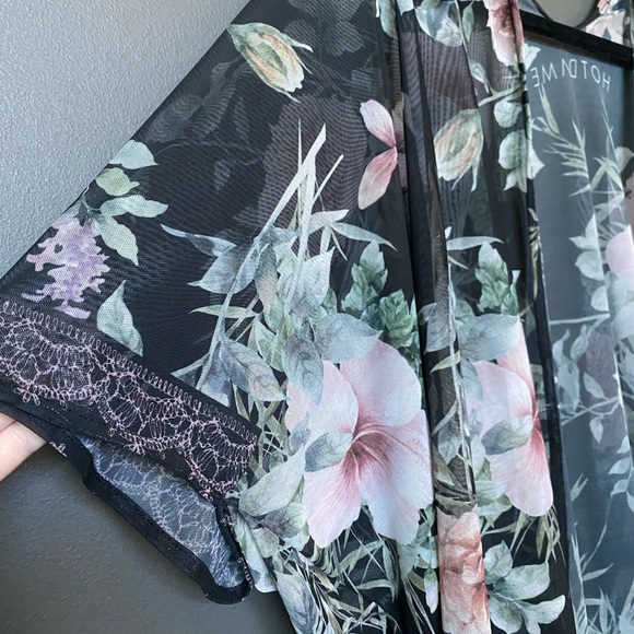 Hot Dame One-Size Kimono Cover/Shrug/Cardigan - Picture 7 of 8